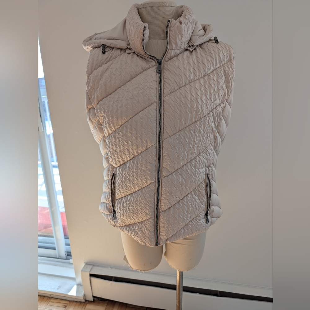 Women's Quilted Cream Jacket